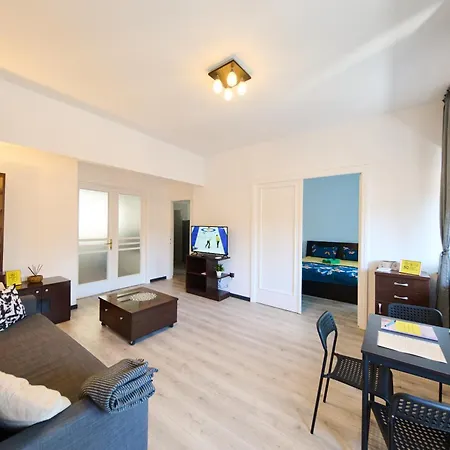 Old Town Retreat 7 Апартаменты