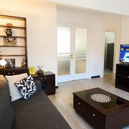 Apartament Old Town Retreat 7 *