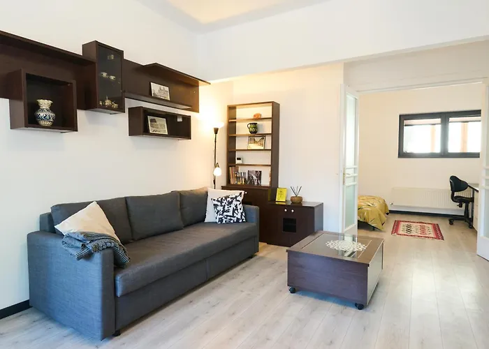 Old Town Retreat 7 * 부쿠레슈티