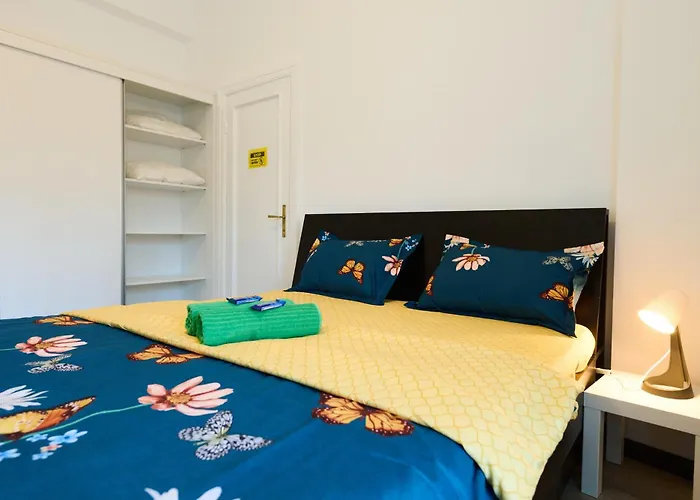 Old Town Retreat 7 *