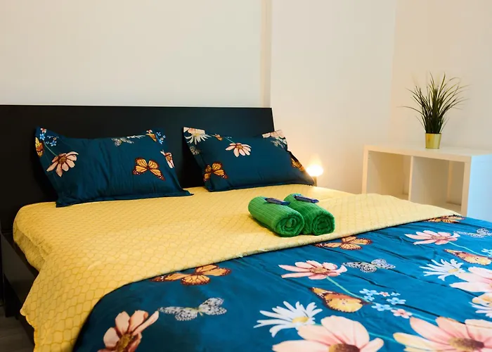 Old Town Retreat 7 *