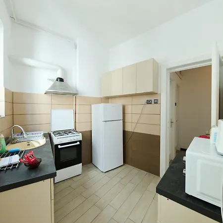 Old Town Retreat 7 *