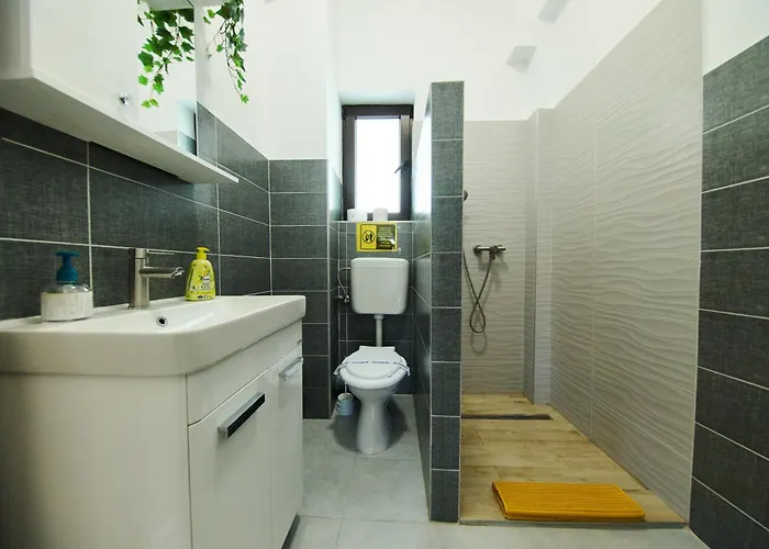 Διαμέρισμα Old Town Retreat 7 *